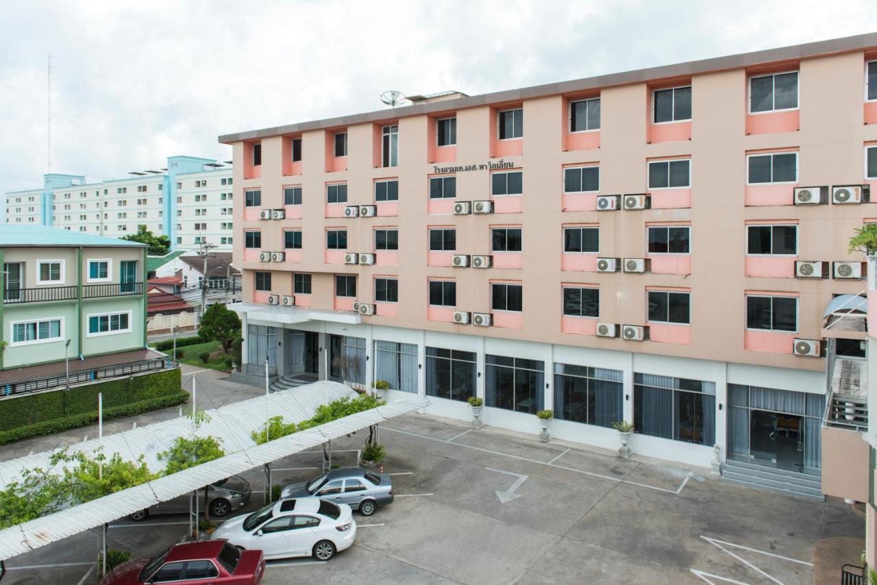 K.S.Pavilion Hotel Nakhonratchasima Exterior photo