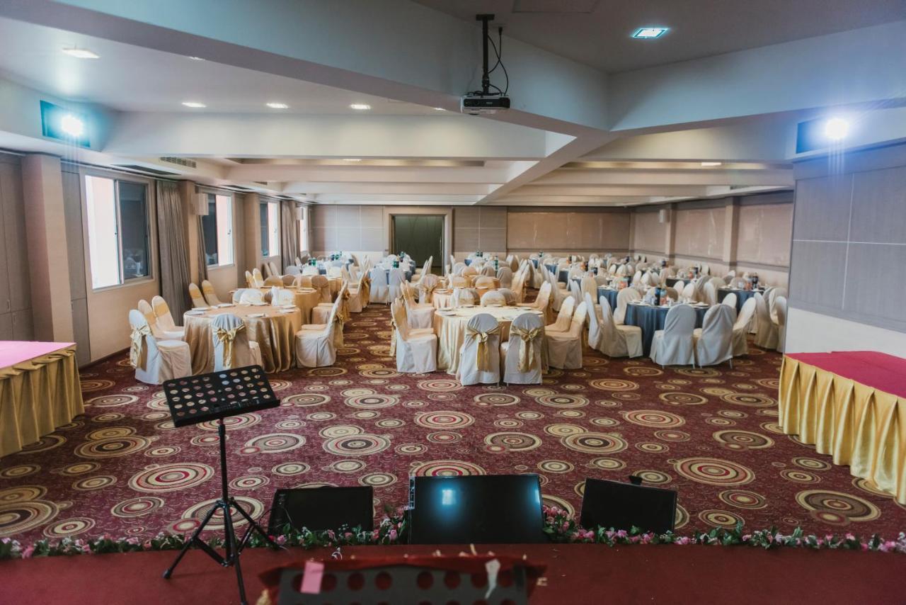 K.S.Pavilion Hotel Nakhonratchasima Exterior photo